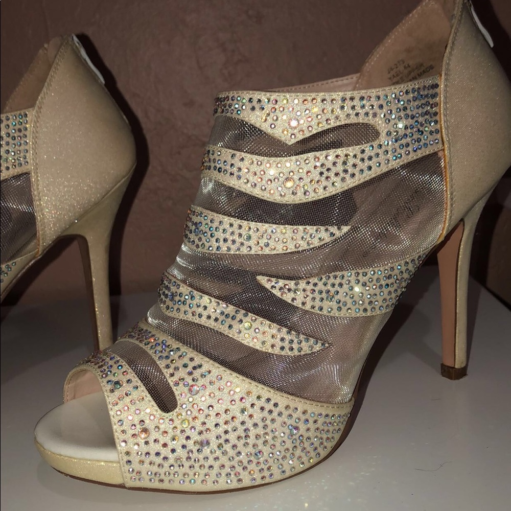 De Blossom Collections Metallic Open Toe Heel